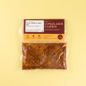 Carne molida en salsa roja